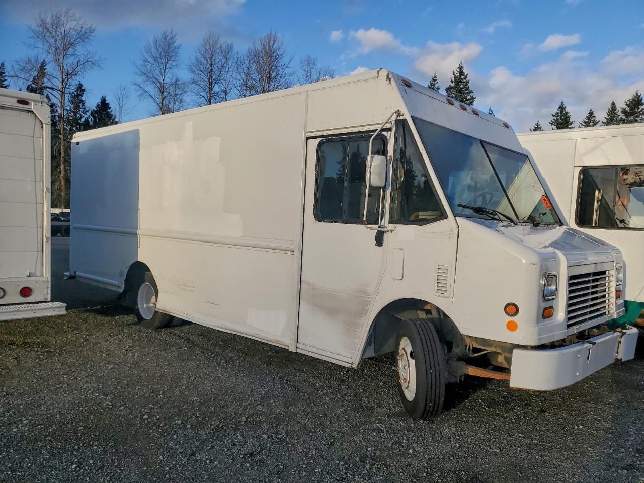 2007 Freightliner Mt45g Delivery Truck