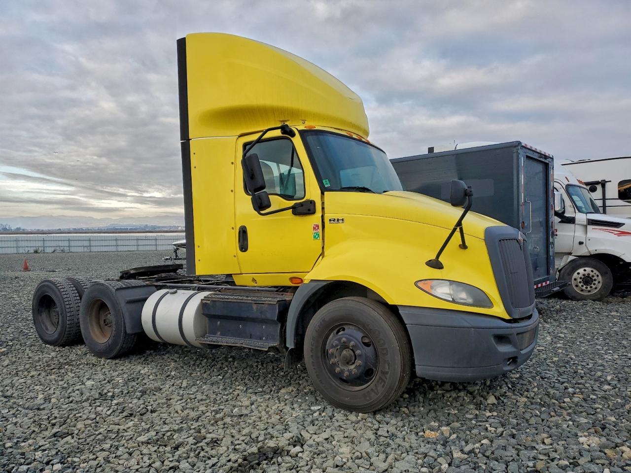 2018 International RH613 Semi Truck