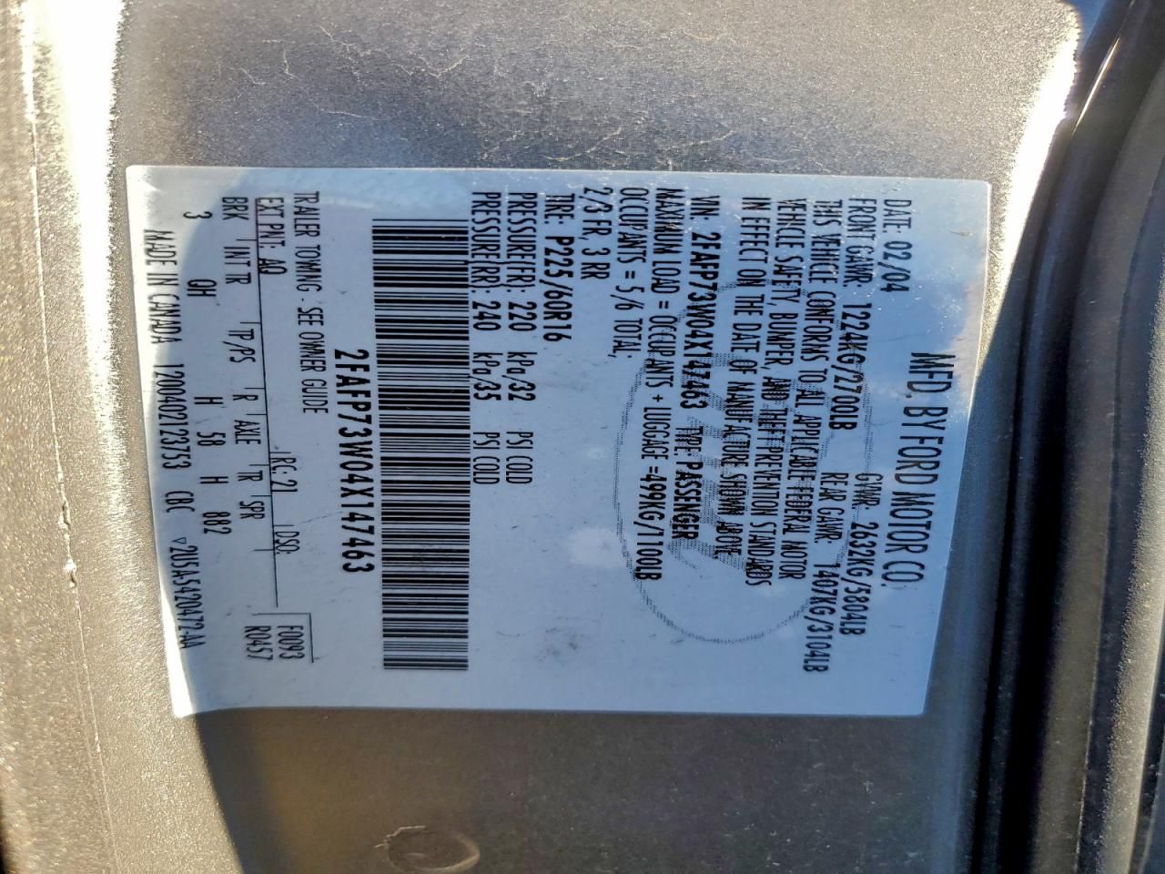 2004 Ford Crown Victoria