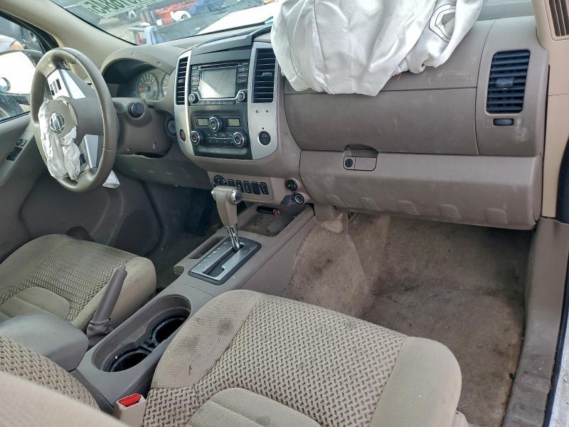 2017 Niss Frontier sv