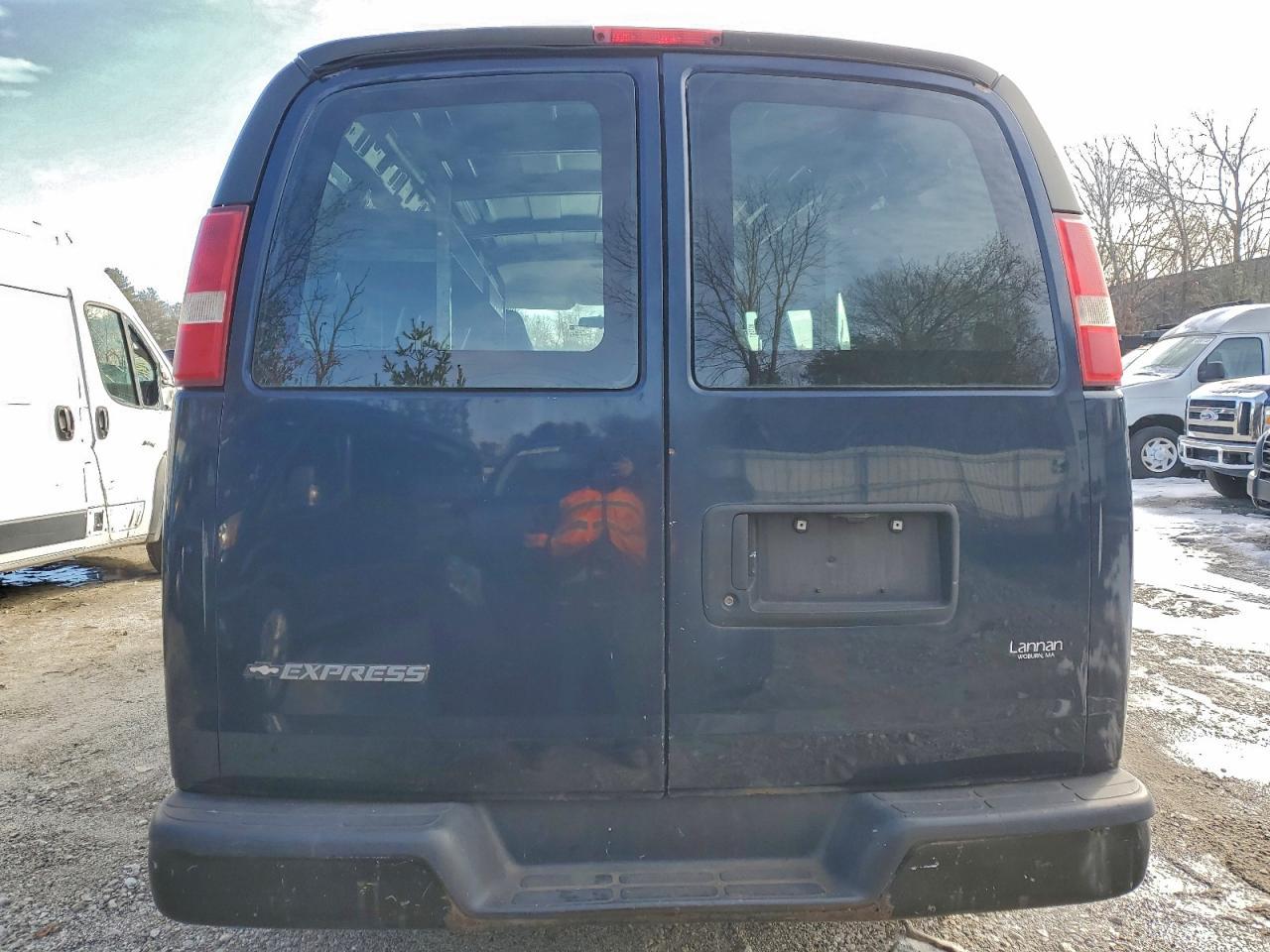 2009 Chevrolet Express G2500