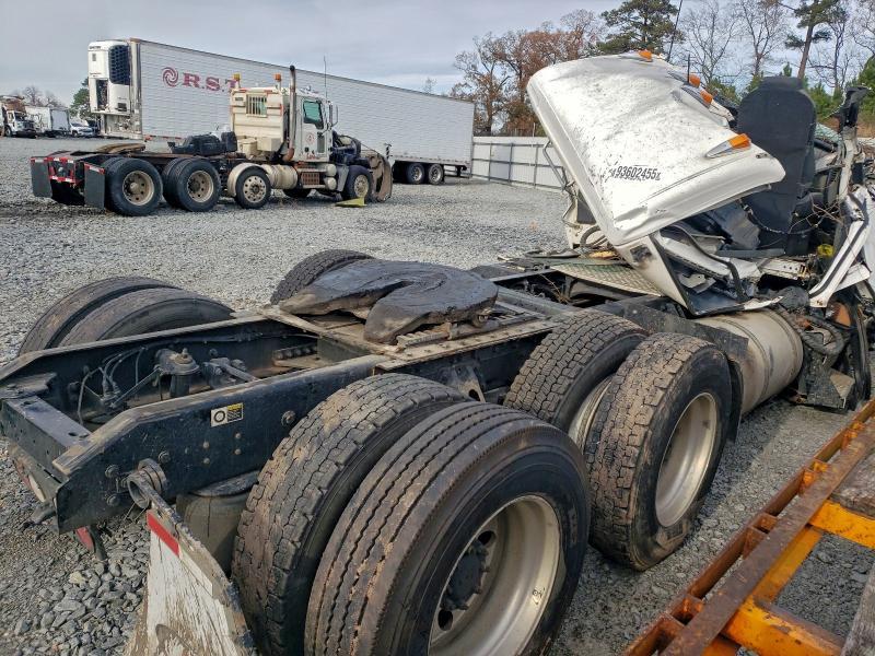2020 Kenworth T880 Semi Truck