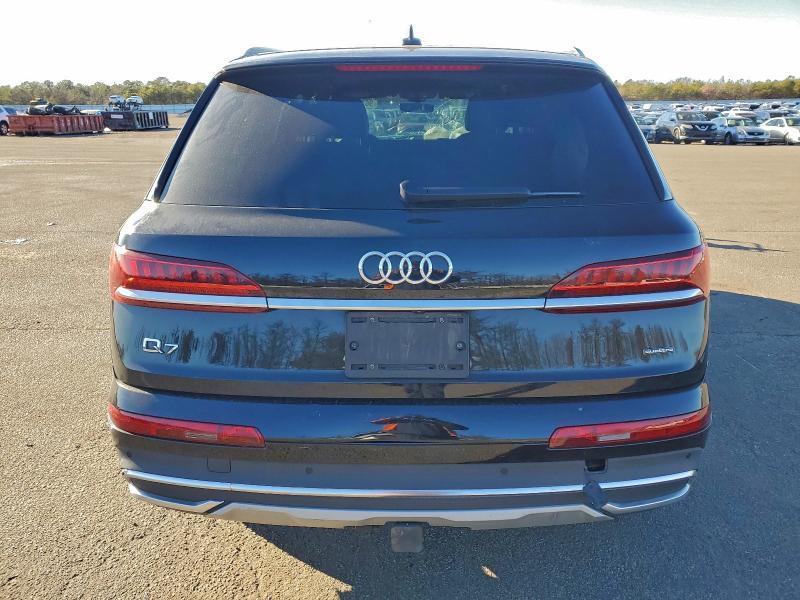 2023 Audi Q7 Premium