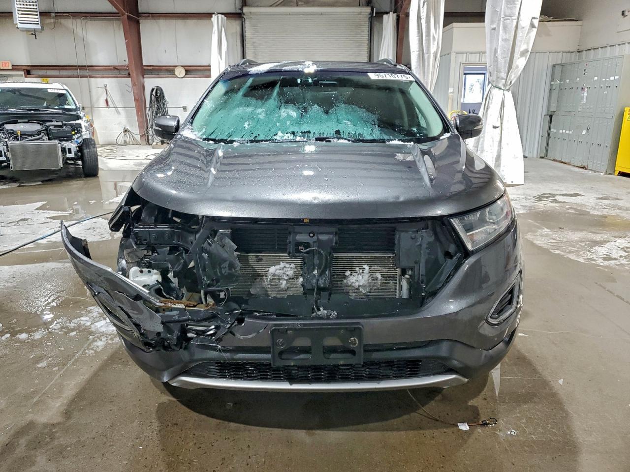 2016 Ford Edge sel