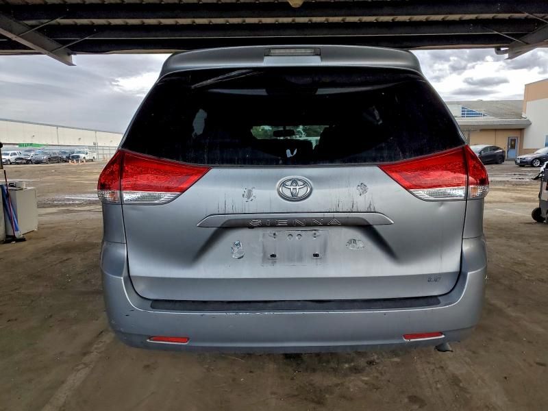 2014 Toyota Sienna