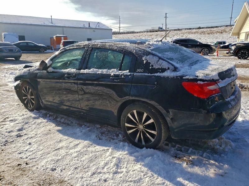 2012 Chrysler 200 Touring
