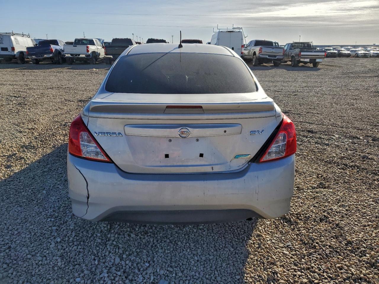 2016 Nissan Versa s