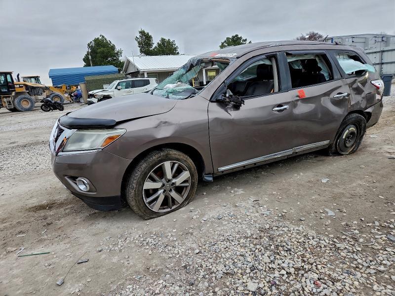 2013 Nissan Pathfinder s
