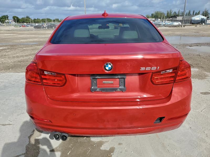 2015 BMW 328 i