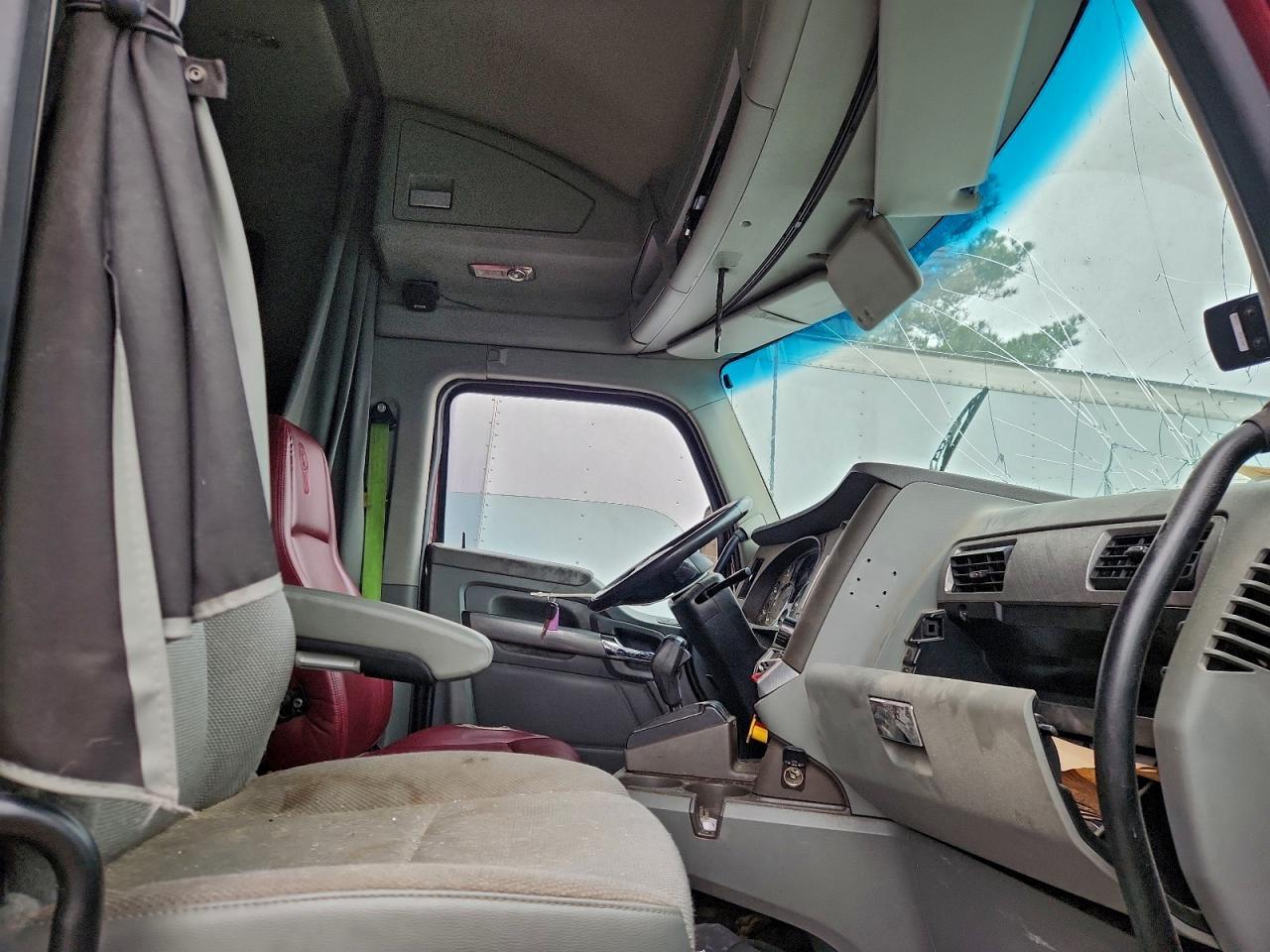2018 Kenworth Constructi-Semi Truck