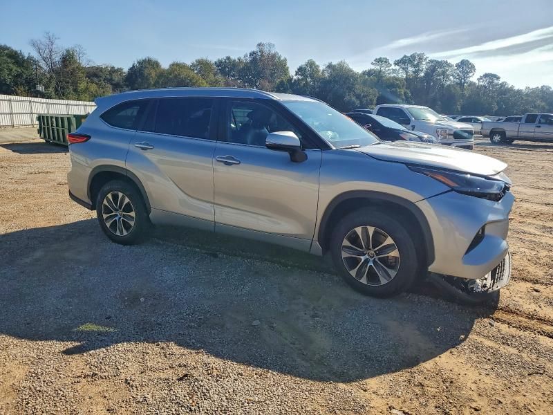 2023 Toyota Highlander l