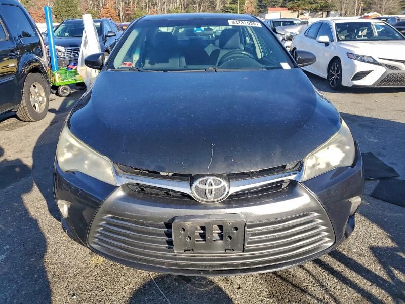 2015 Toyota Camry le
