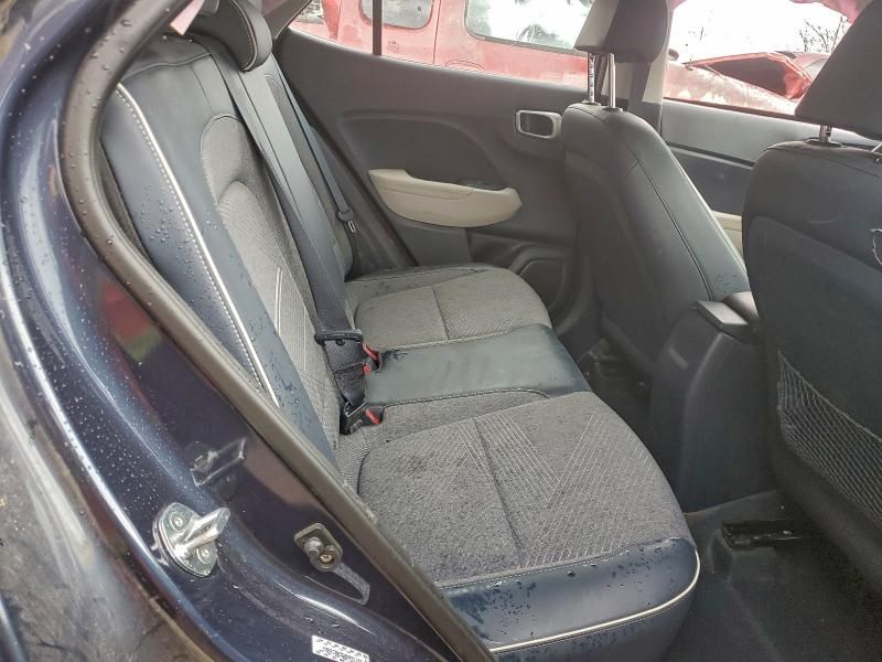 2021 Hyundai Venue sel