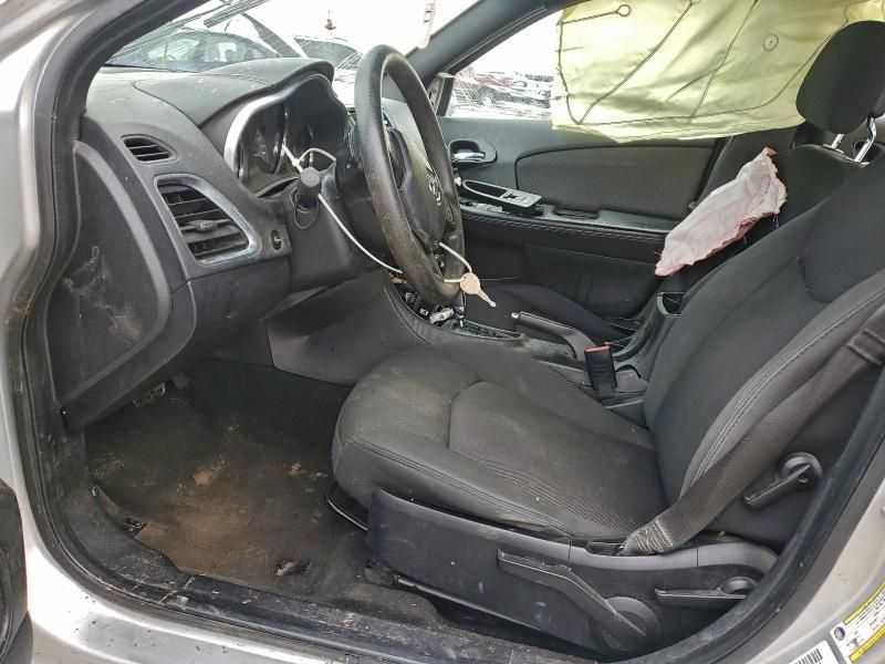 2012 Dodge Avenger se