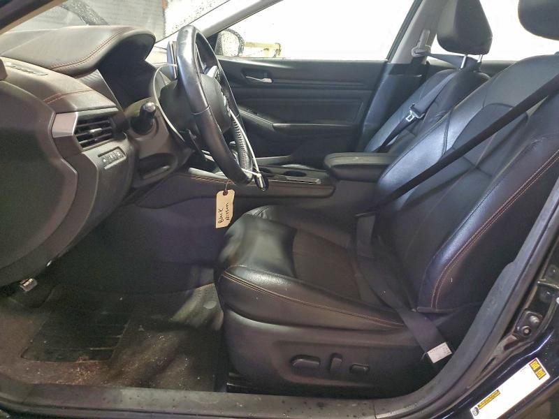 2020 Nissan Altima sr