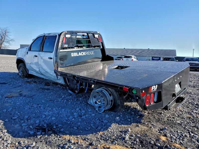2025 Chevrolet Silverado Truck cab and Chassis