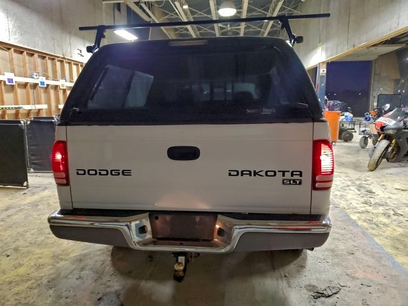 2004 Dodge Dakota slt