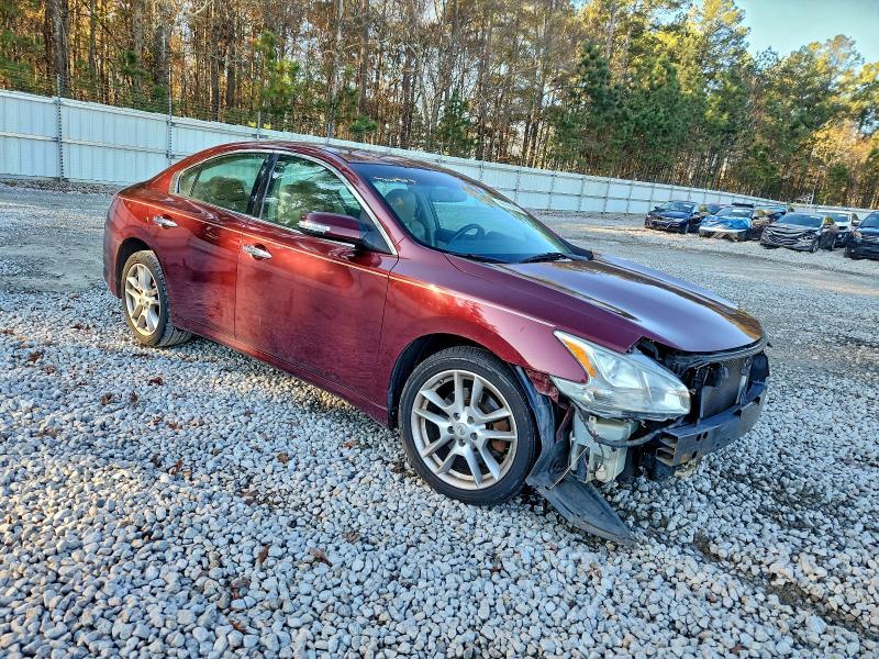 2010 Nissan Maxima sv