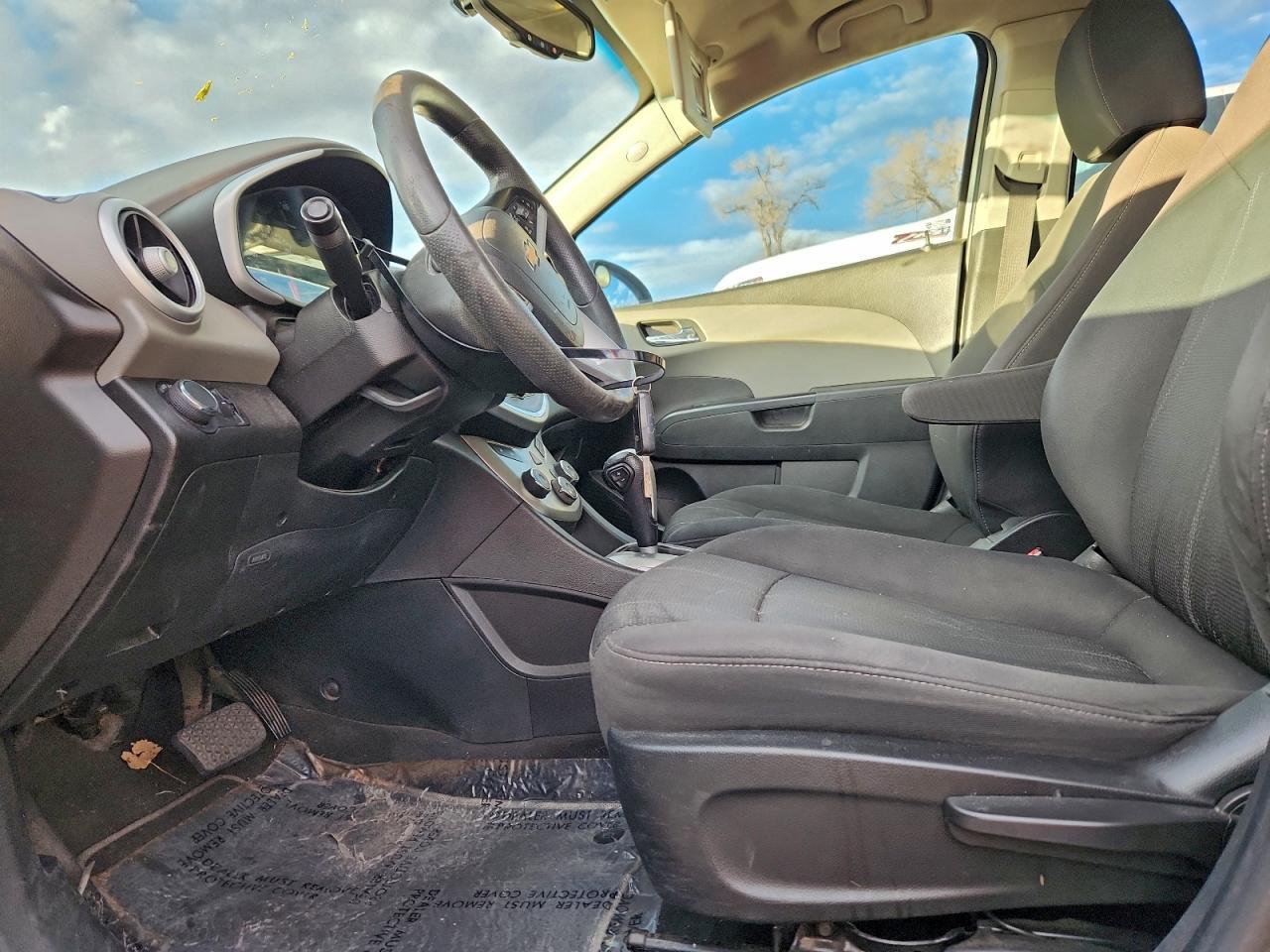 2017 Chevrolet Sonic lt