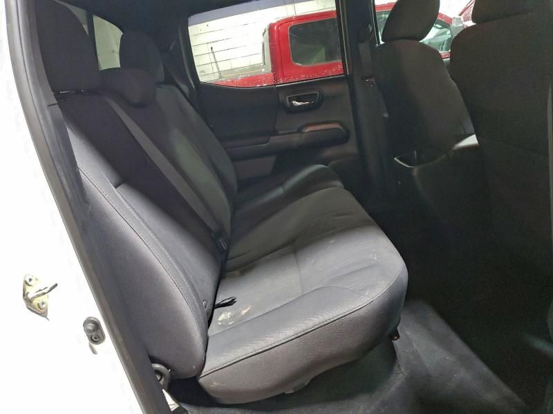 2017 Toyota Tacoma Double cab