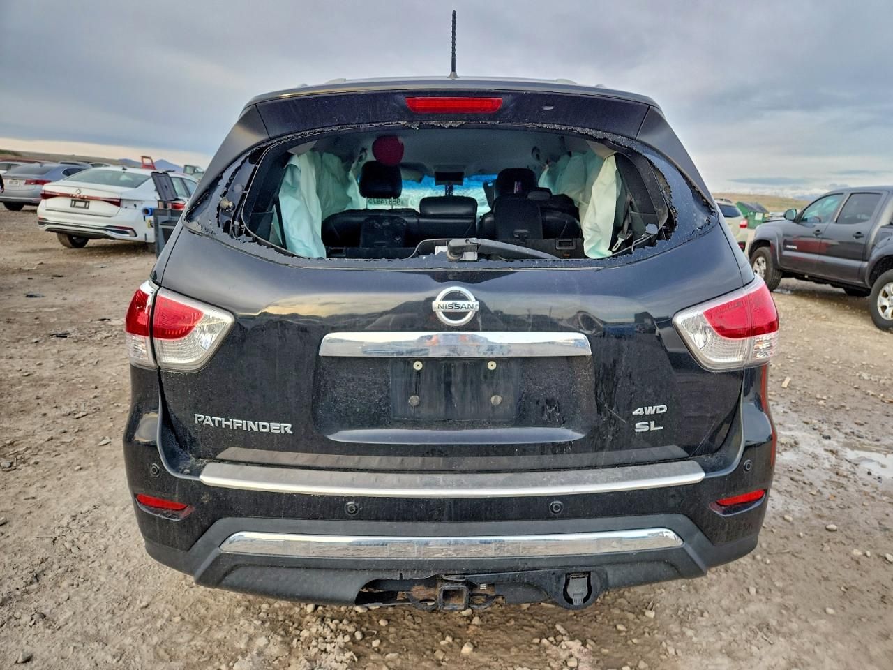 2016 Nissan Pathfinder s