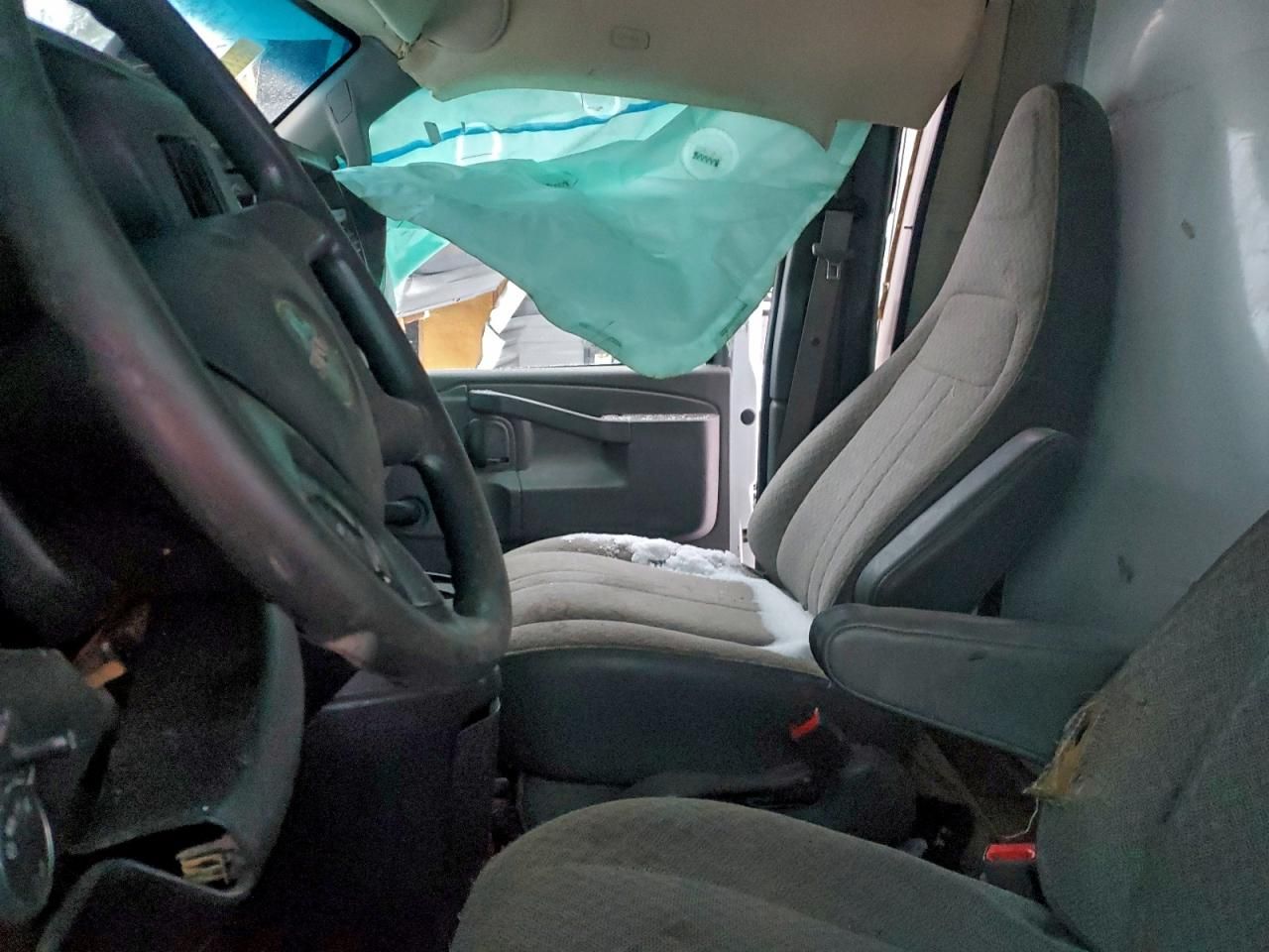 2018 GMC Savana Delivery Truck