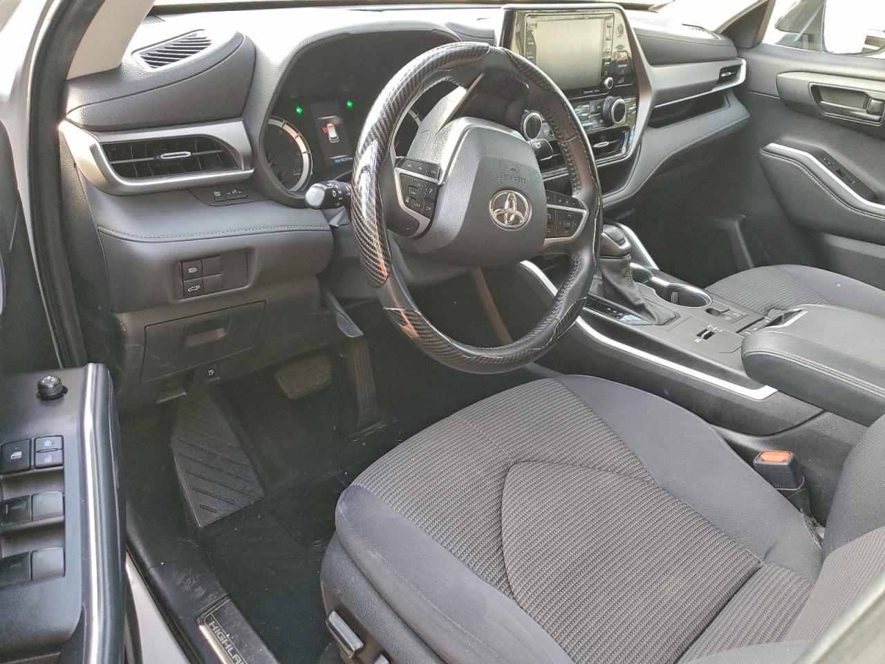 2022 Toyota Highlander l