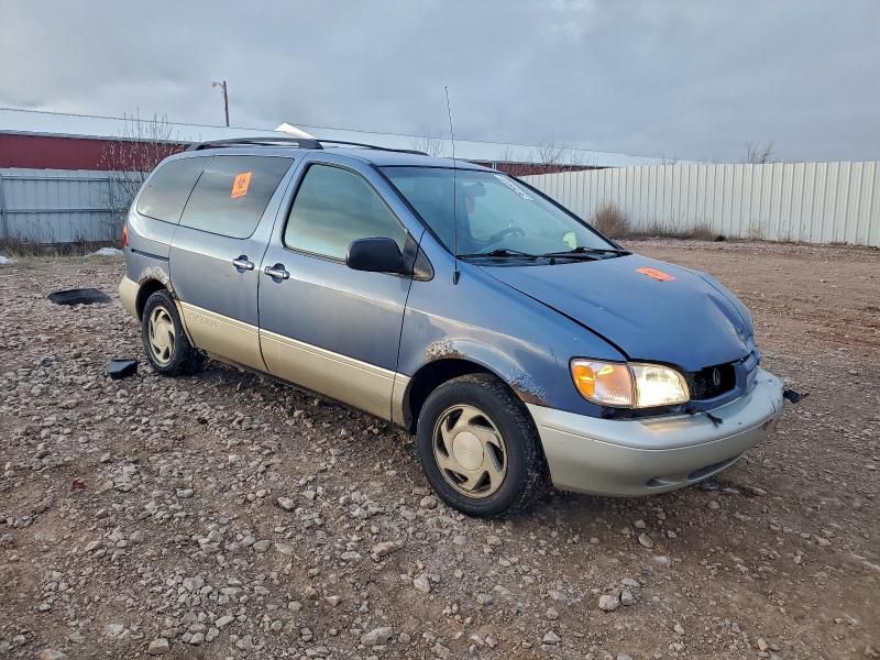 1999 Toyota Sienna le