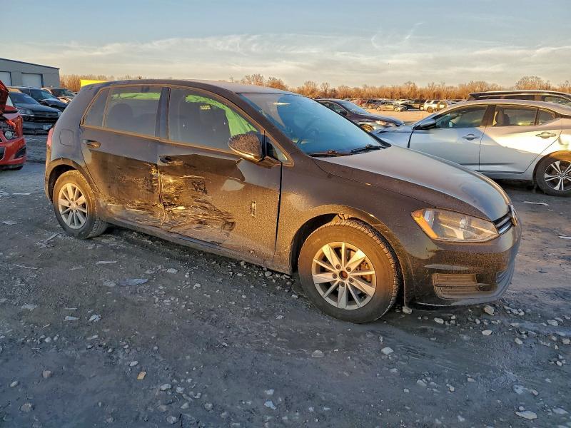 2016 Volkswagen Golf s