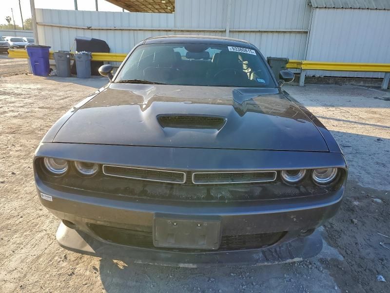 2022 Dodge Challenger gt