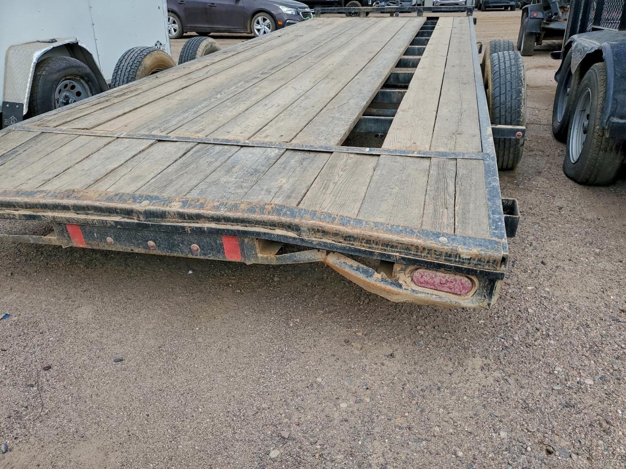 2015 Diamond C Equipment Trailer