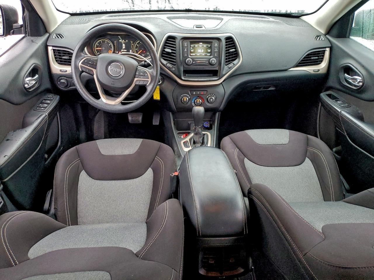 2014 Jeep Cherokee Sport