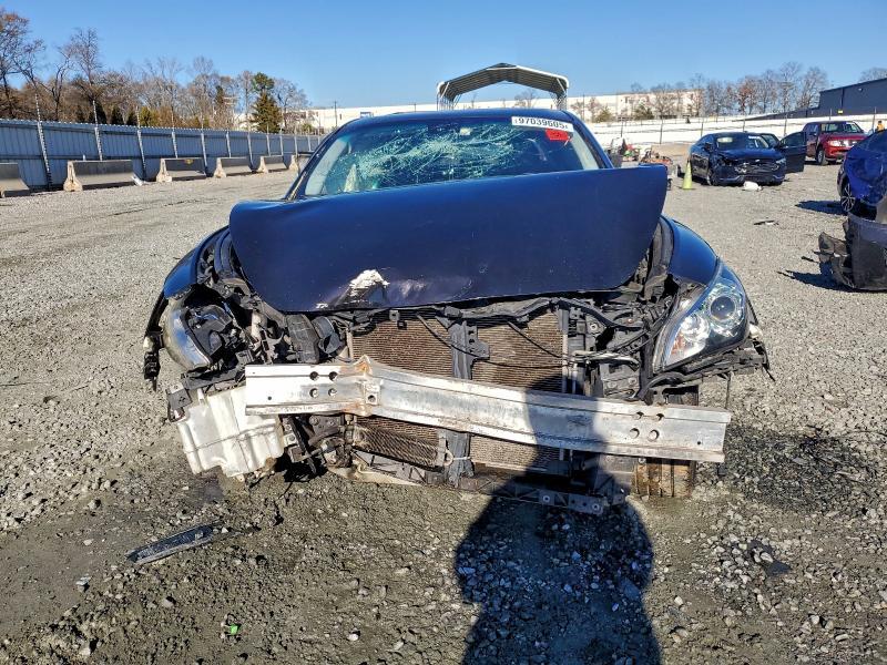 2012 Infiniti M37