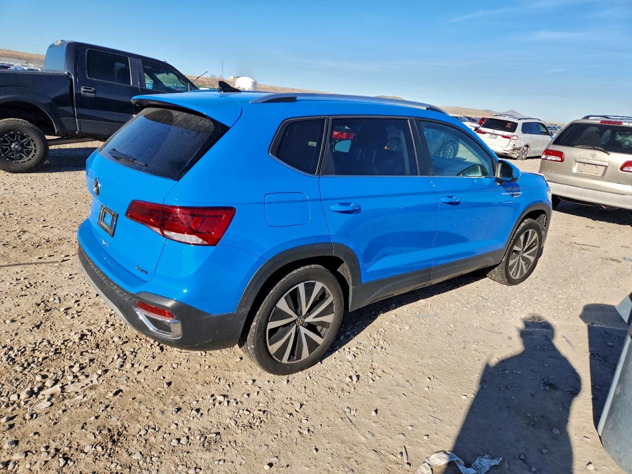 2023 Volkswagen Taos se