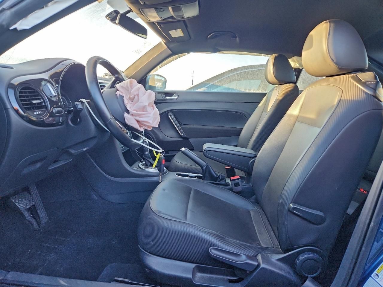 2018 Volkswagen Beetle s