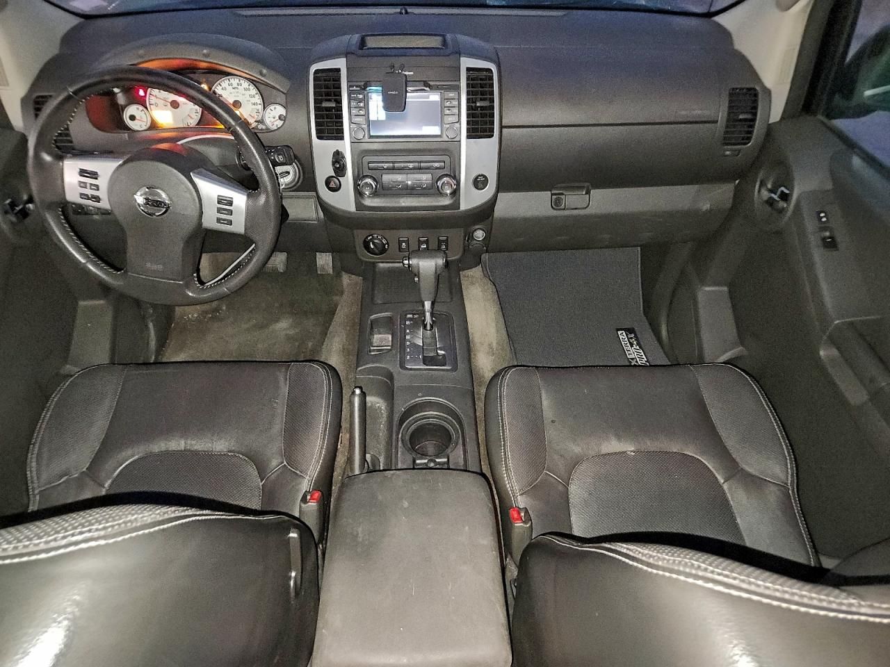 2013 Nissan Xterra x