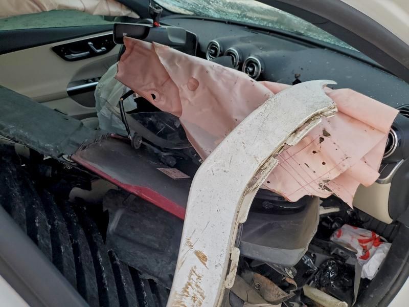 2023 Mercedes-Benz C300