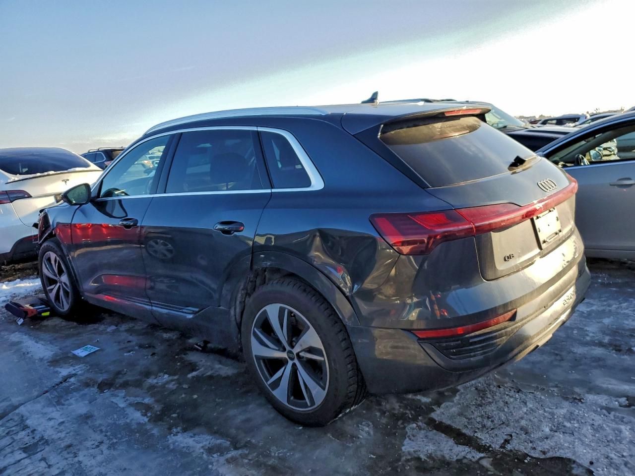 2024 Audi Q8 E-tron Premium Plus