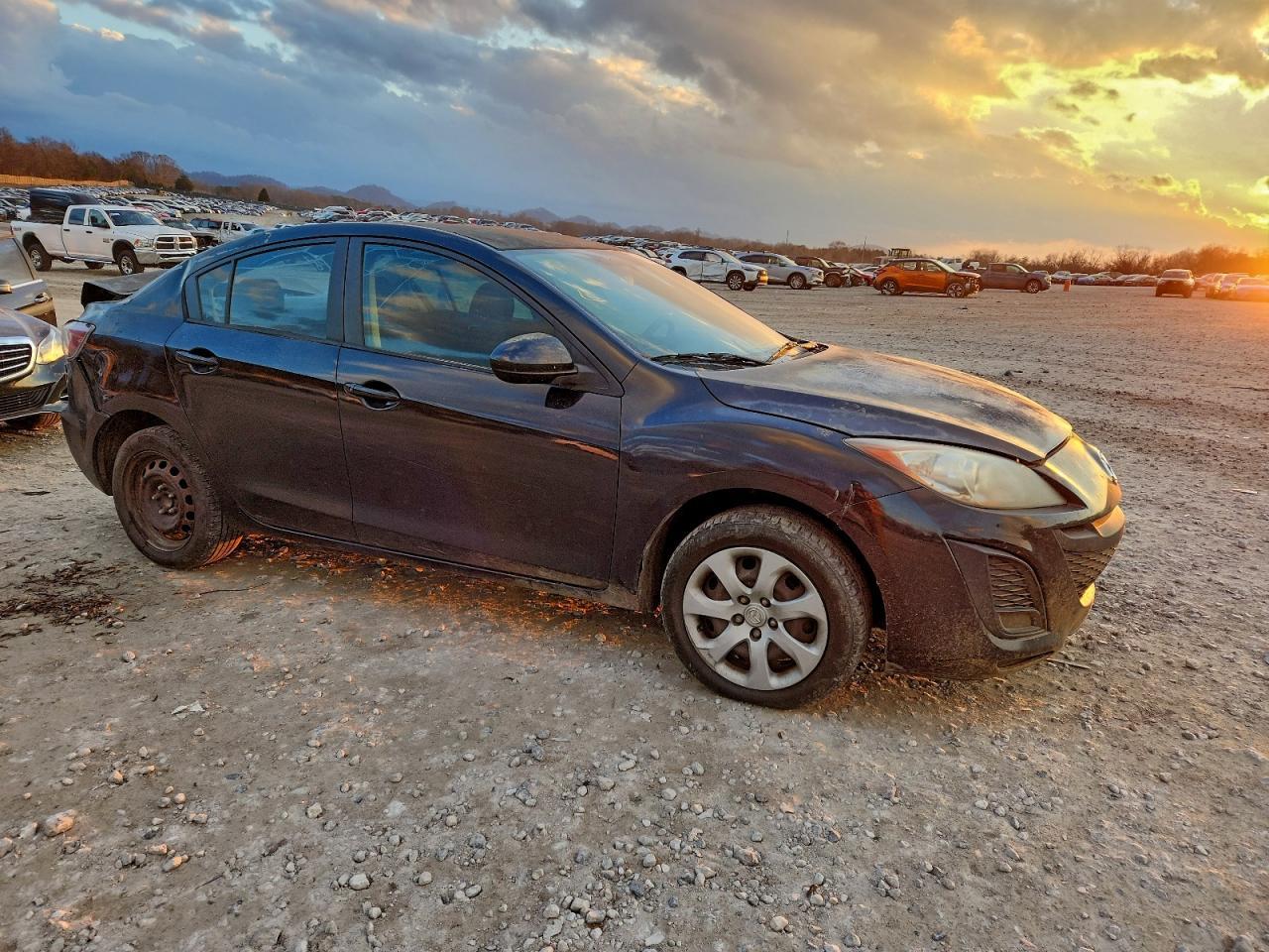 2010 Mazda 3 I