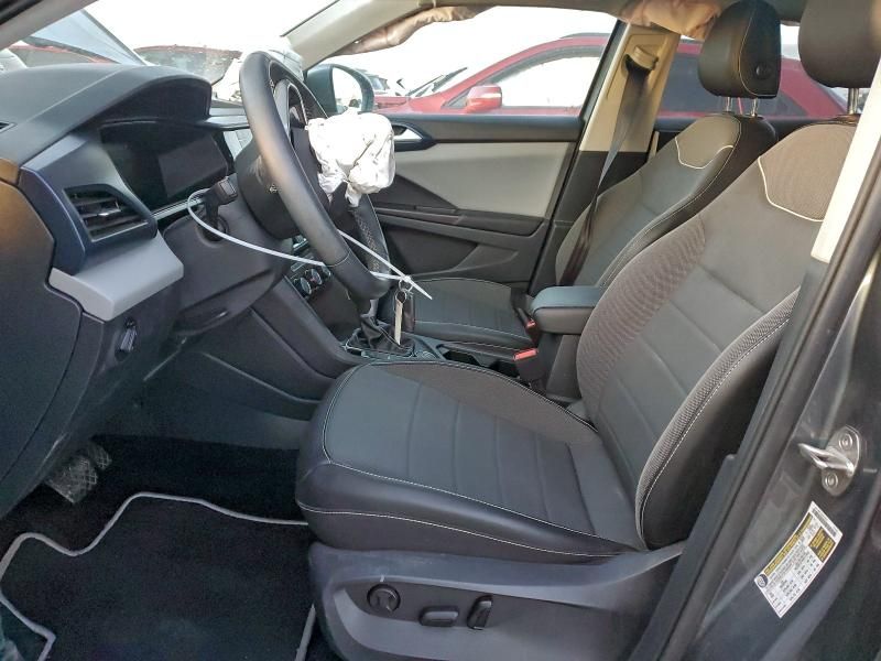 2023 Volkswagen Taos se