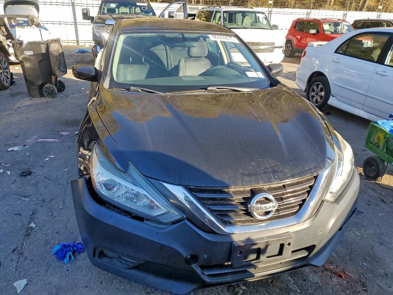 2017 Niss Altima 2.5