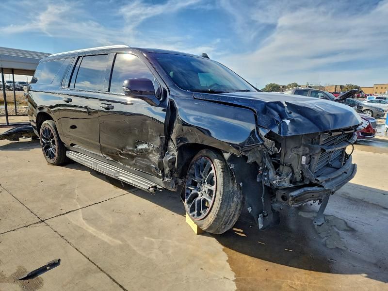 2023 Chevrolet Suburban C1500 lt