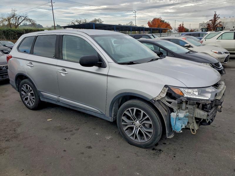 2018 Mitsubishi Outlander se