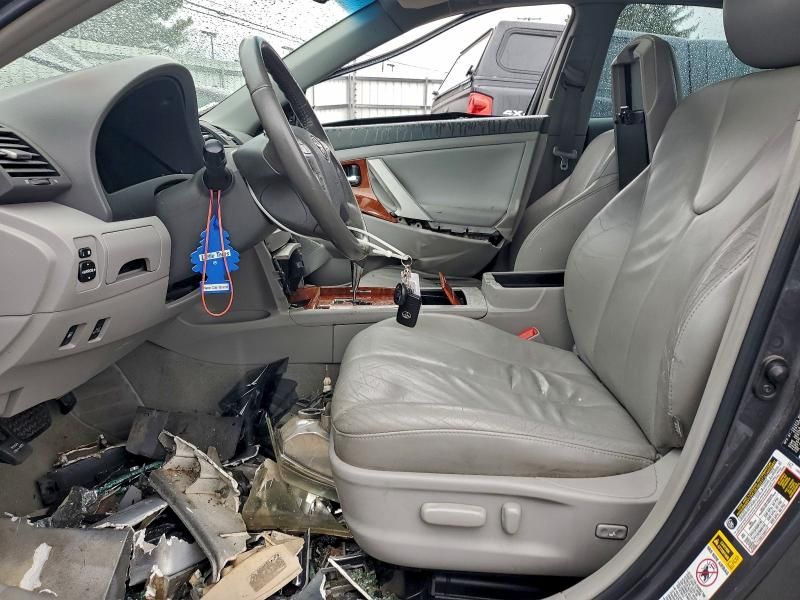 2011 Toyota Camry Hybrid