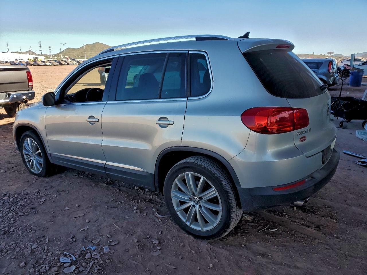2014 Volkswagen Tiguan s