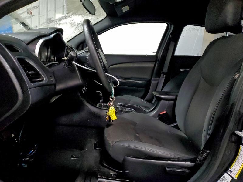 2014 Dodge Avenger se