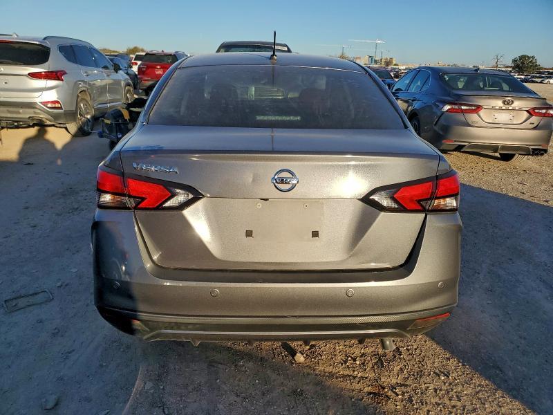 2020 Nissan Versa s