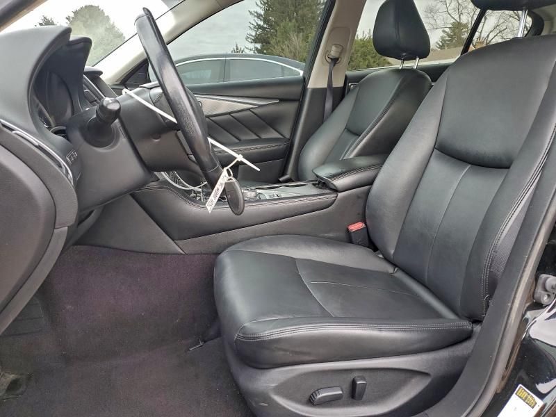 2015 Infiniti Q50 Base