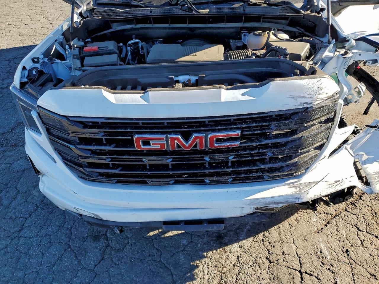 2025 GMC Sierra C1500 Elevation