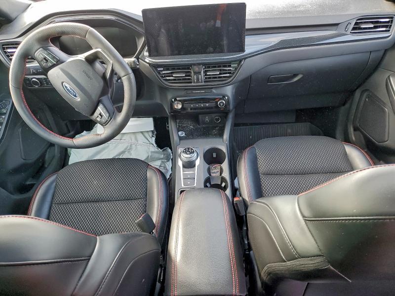 2024 Ford Escape st Line